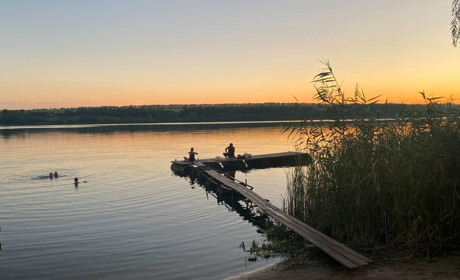 "Вдалині від чоловіка": відео-огляд турбази на річці Інгулець, неподалік Жовтих Вод