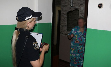 Поліція надає допомогу постраждалим від ракетного удару в Чернігові: як подати заяву