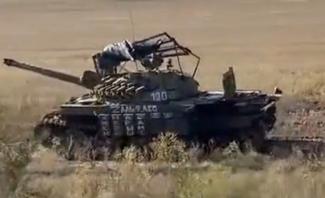 Українські захисники знищили колону ворожої бронетехніки під Бахмутом. Відео