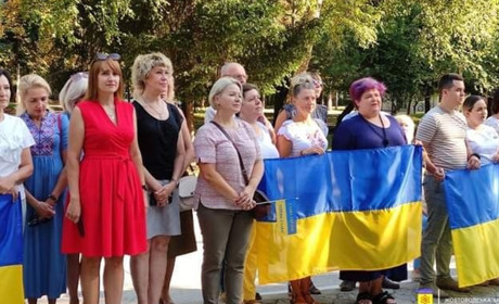 Жовтоводці відзначили День Державного Прапора України: фоторепортаж