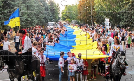 Складіть пазл: 10 найбільш знакових фото Біляївки, часів Незалежної України за версією Біляївка.City