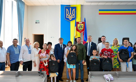 Латвійські друзі вкотре привезли маленьким ніжинцям подарунки