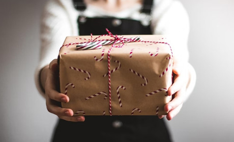 12 вдалих ідей подарунків для дами