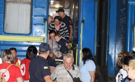 Черговий евакуаційний потяг з Покровська привіз на Житомирщину 23 особи