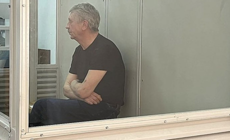 «Я визнаю свою вину, бо мені потрібно було вивозити людей»: перевізнику з Херсона оголосили вирок