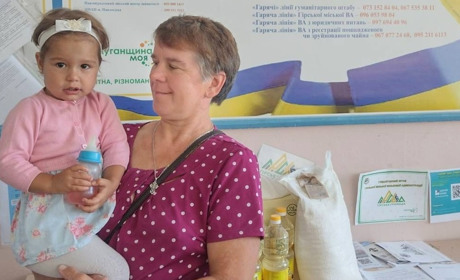 Гуманітарка. Протягом дня майже 350 переселенців з Луганщини отримали допомогу