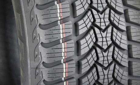 Порівняння зимової гуми Pirelli Cinturato Winter 2 та Bridgestone Blizzak LM005