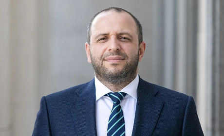 Що відомо про кандидата на посаду міністра оборони Рустема Умєрова, якого висуває Президент