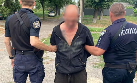 Поліція на Чернігівщині затримала торгівця зброєю та боєприпасами