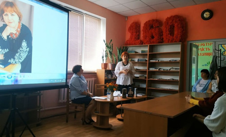 "Моя країна... Мені болить": у Гадячі презентували книгу Лариси Мельник