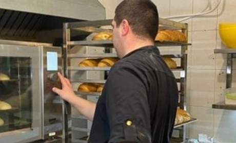 Чи є у вас робота? Запитали у старокостянтинівців як вплинула війна на їх працевлаштування (ВІДЕО)