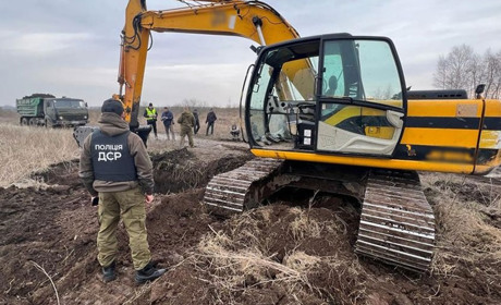 Поліція Чернігівщини викрила незаконний видобуток корисних копалин: що добували