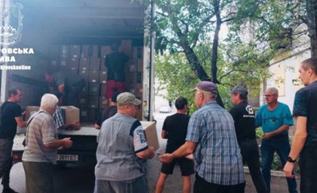Черговий гуманітарний вантаж для жителів Покровської громади: 1100 коробок з необхідним