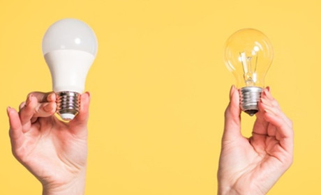 Змінюємо звичайні лампи на економні: де можна отримати нові лампочки