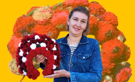 Гадячанка Людмила Попович відтворила весільний чубатий вінок, традиційний для Полтавщини