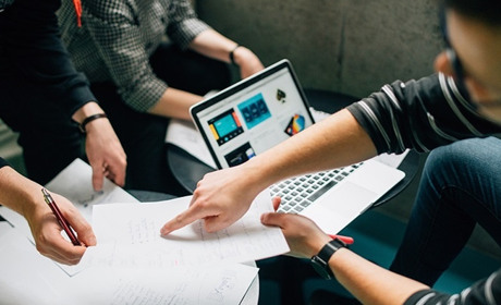 Навіщо потрібне просування англомовних сайтів?