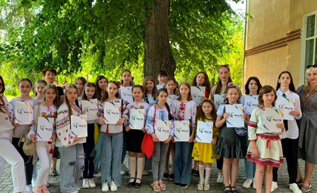 Фастівський центр позашкільної роботи запрошує дітей на цікаві гуртки