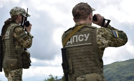 Виїзд жінок за кордон обмежать? Що чекає на військовозобов’язаних