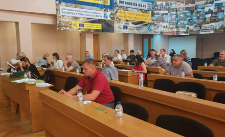 Питання газових мереж знову відхилили: відбулася сесія Первомайської міської ради
