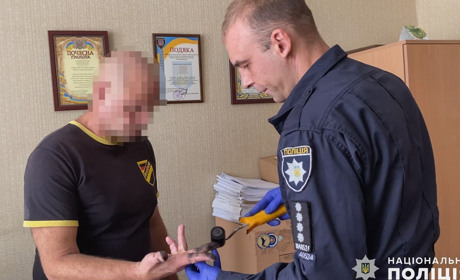 Перерізав собаці горло: в Одесі поліція розшукала вбивцю тварини на ринку "Черьомушки"