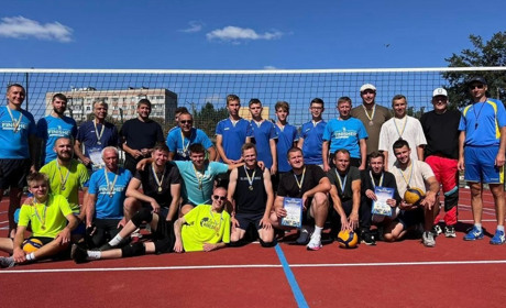 У Фастові відбувся волейбольний турнір присвячений Дню фізичної культури та спорту України