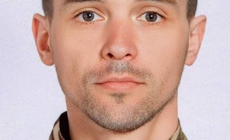 "Він був наставником малечі ": на війні загинув жовтоводець, керівник гуртків ЦДЮТ Олександр Синяков