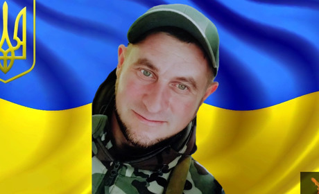 Любив безмежно сім'ю, але ростити донечок, на жаль, не судилося. Пам'яті Героя Романа Блажка