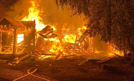 Степанські рятувальники допомагали гасити загоряння церкви ХІХ століття