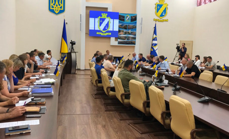 Спалахи конфлікту через кошти військовим на сесії Южненської міської ради та їхні наслідки