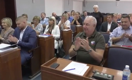 У Бердянську депутати-колаборанти провели першу сесію