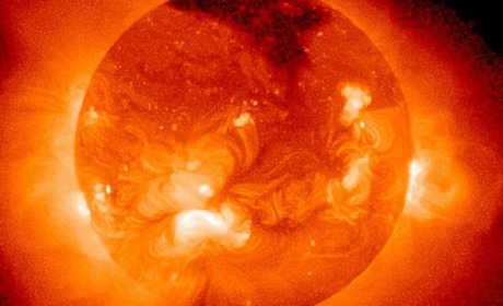 Cпалах на Сонці: Землю накриє потужна магнітна буря