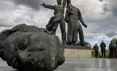 У Веприку демонтують пам'ятний знак на честь 275-ї річниці оборони села від шведів 1709-го року
