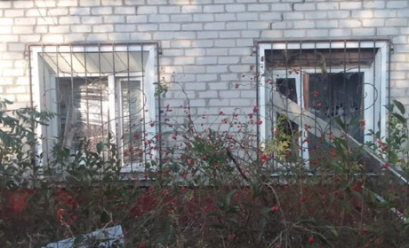 "Прилетіло" в окупований Лисичанськ. В центрі міста є пошкодження приватних будинків