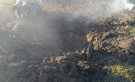 На Херсонщині на ворожій міні підірвався водій трактора: від отриманих травм чоловік загинув