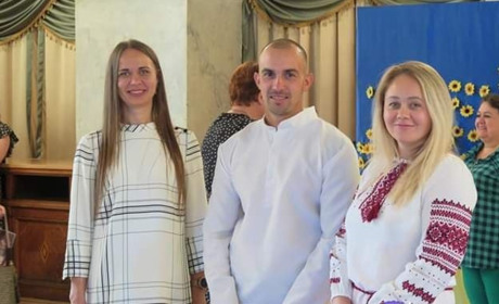 День вчителя: у Жовтих Водах привітали освітян із професійним святом