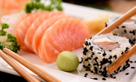 З чим їдять суші: супутні інгредієнти та способи подачі