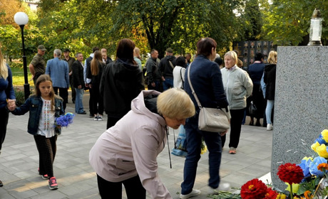 У Шостці вшанували пам'ять загиблих героїв (фото)
