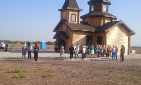 В Долинській на Покрову відкрили нову церкву ПЦУ