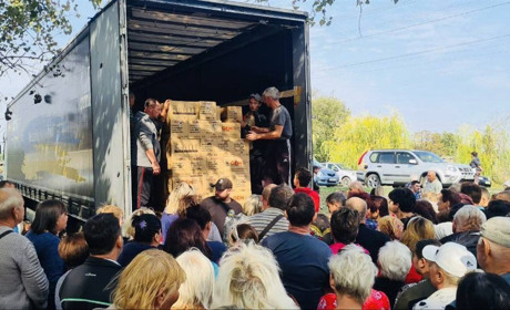 Гуманітарна допомога мешканцям Покровської громади: до міста прибув черговий вантаж