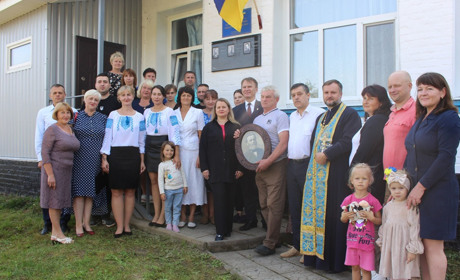 У Ціпках відкрили меморіальну дошку діячам Армії УНР Чижевським