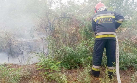 У Слободі горіла трава: є постраждалі