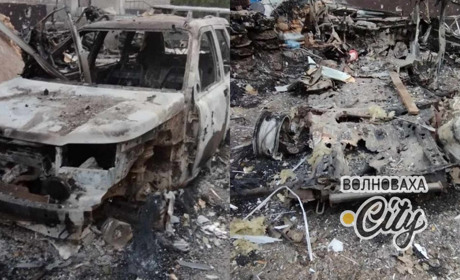 Окупанти знищили автівки волноваських військових. Відео