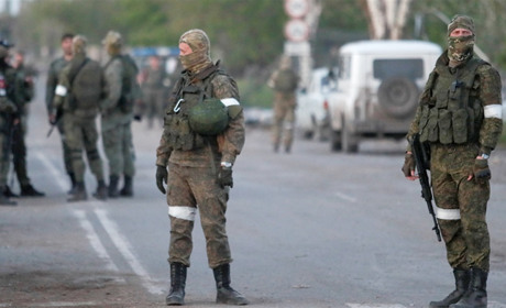 Мобілізація на окупованій Луганщині. На блокпостах росіяни вручають чоловікам повістки