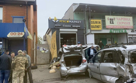 У фури відмовили гальма: ДТП за участю 10 авто сталося у Великому Дальнику