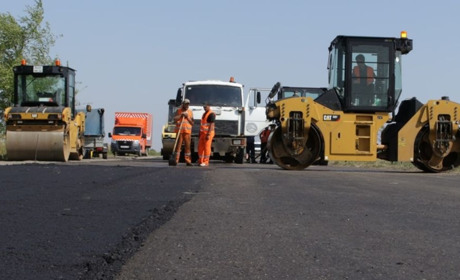Окупанти розширюють автомобільний шлях через Волноваху