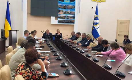 "Південне" замість "Порт-Оріяна": в Южному затвердили новий список назв для перейменування міста