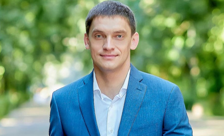 Російські військові захопили будинок батьків мера Мелітополя