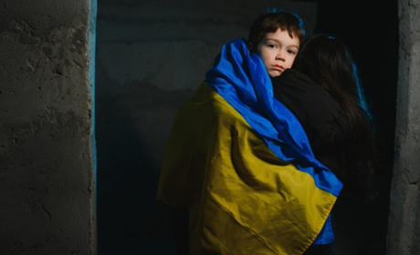 Як правильно говорити з дітьми про війну: поради психолога Поліни Старцевої