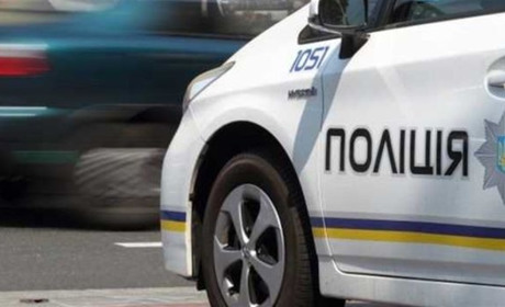 Неуспішна спроба втекти від поліцейських: в Чернігові затримали нетверезого водія BMW