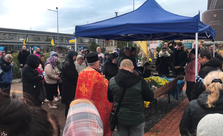 Южненська громада прощається з загиблим воїном Сергієм Дмитрієвим (ФОТО)